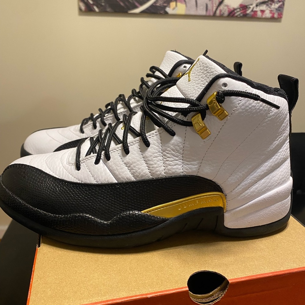 Air Jordan 12 Taxis